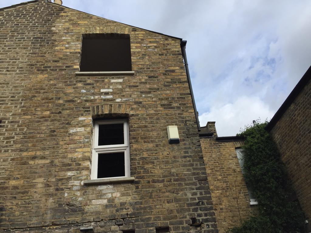Extension & Refurbishment SE05