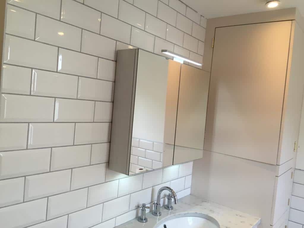 Extension & Refurbishment SE05