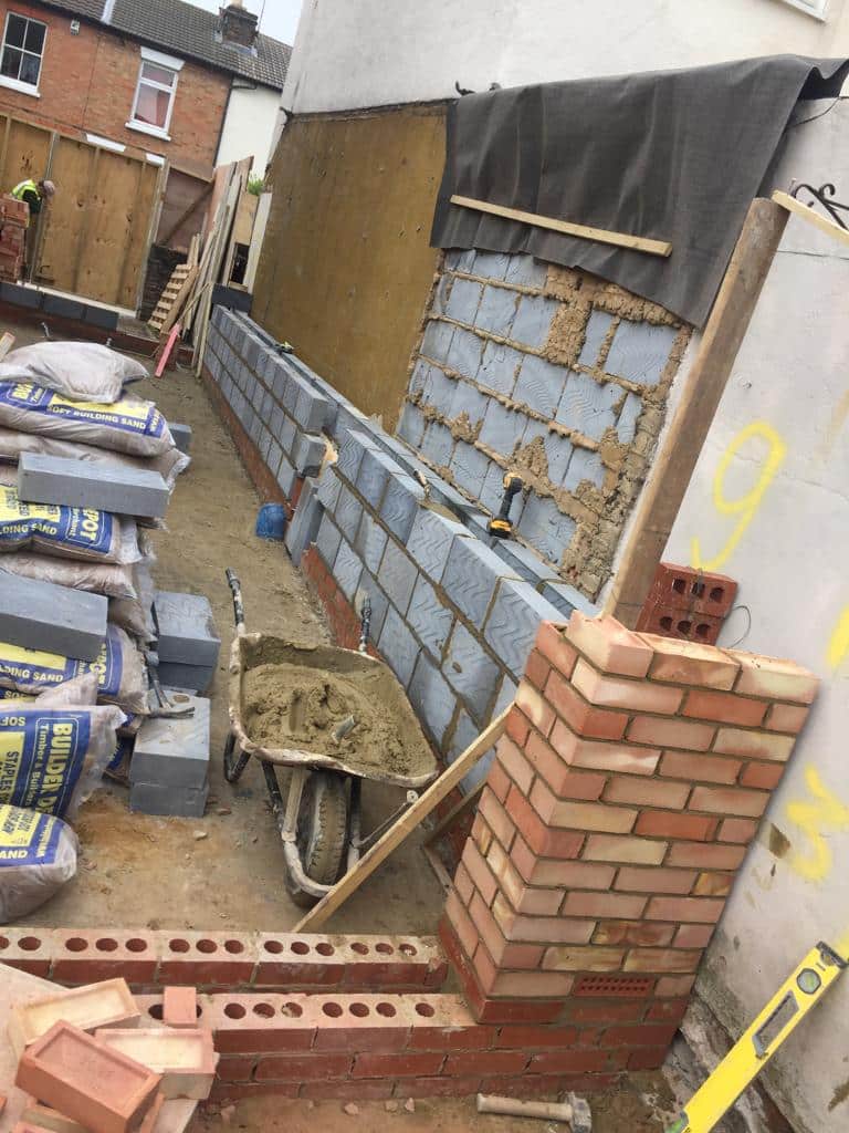 Extension & Refurbishment SE05